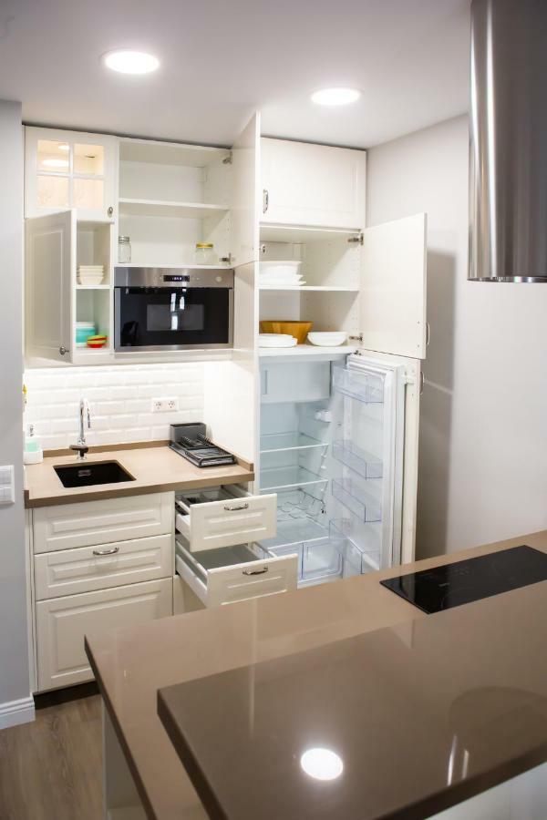 Beachfront Apartment In Fuengirola New المظهر الخارجي الصورة