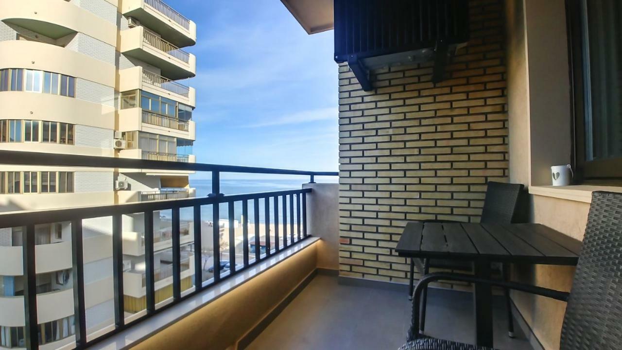 Beachfront Apartment In Fuengirola New المظهر الخارجي الصورة