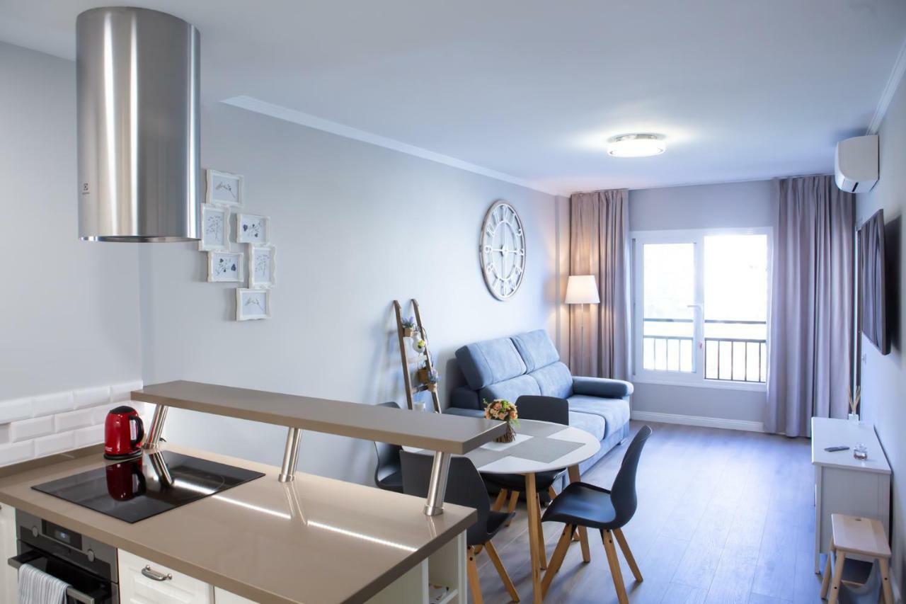 Beachfront Apartment In Fuengirola New المظهر الخارجي الصورة